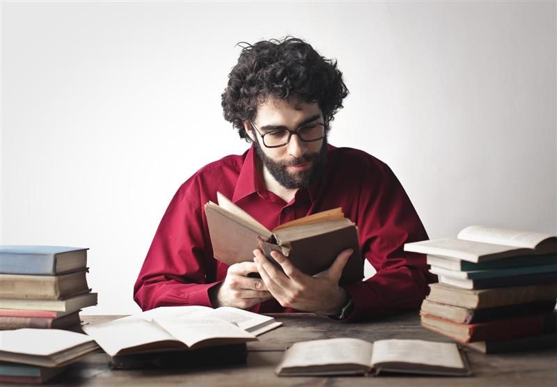 Make It Easy to Read.jpg